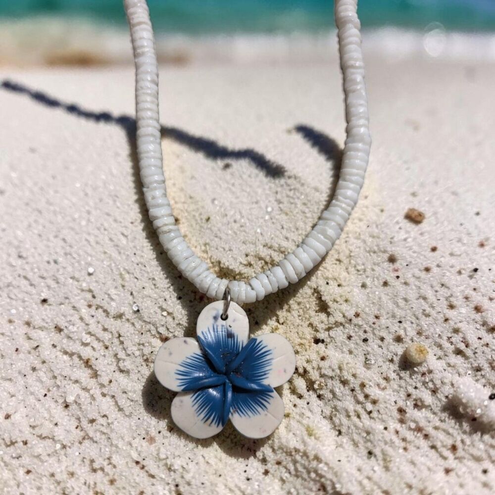 Boho Beach Jewelry, Coastal Floral Choker, Adjustable Beaded Necklace - Picture 4 of 6